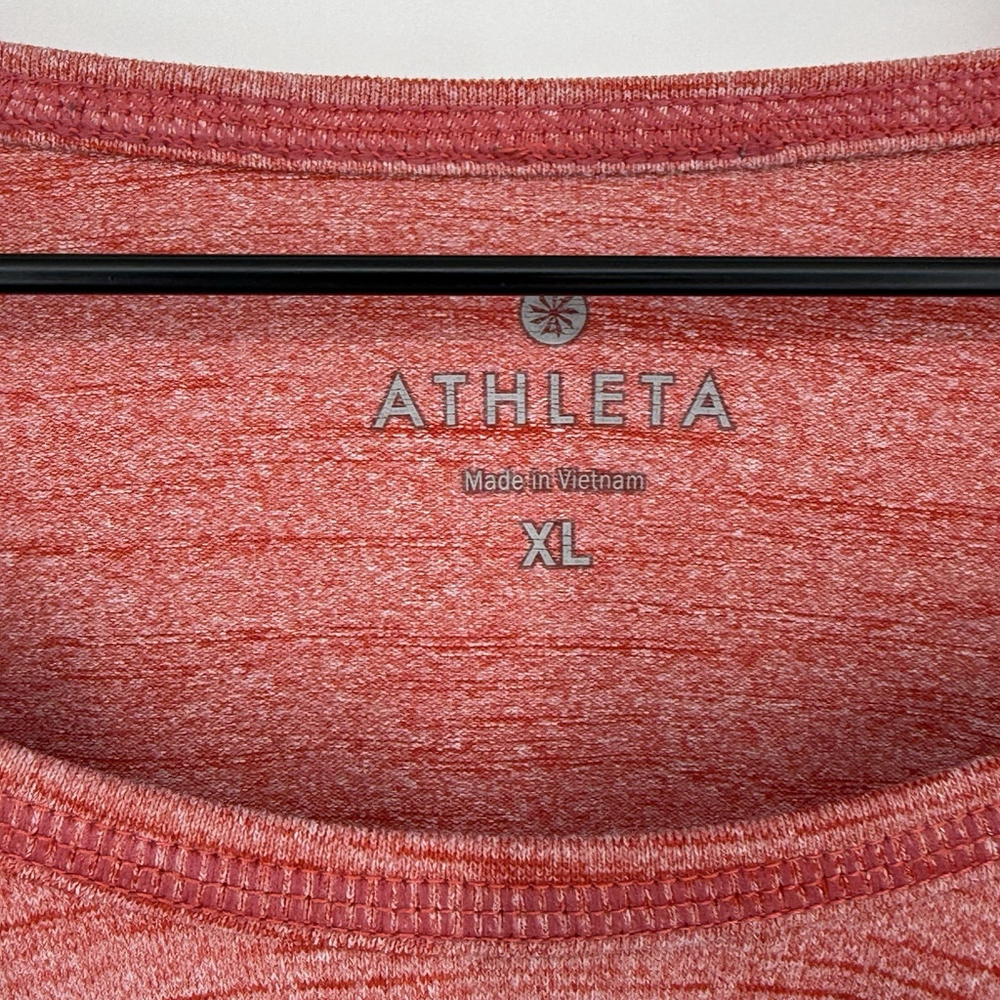 Athleta Wild Mix Red Crew Neck Running Top Size XLarge - Picture 2 of 4